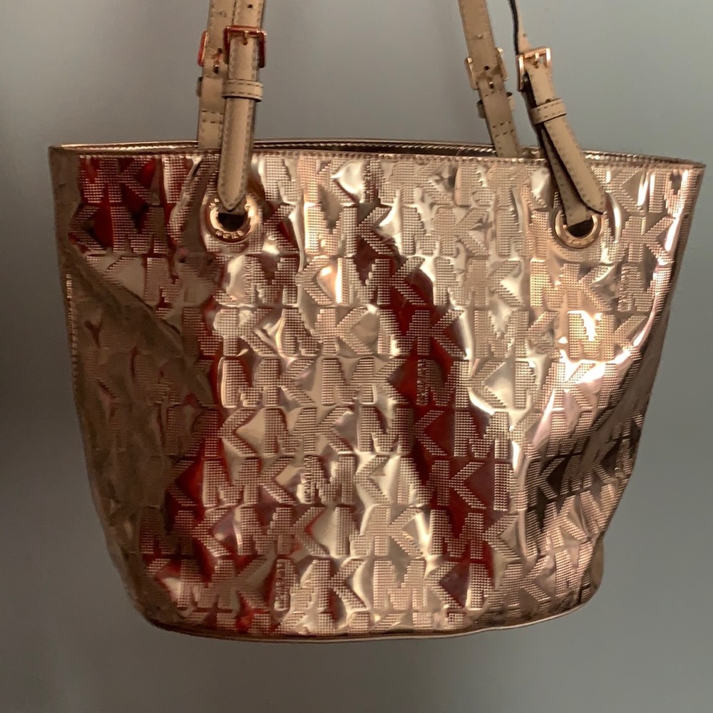✨Michael Kors✨ tote bag. Good condition